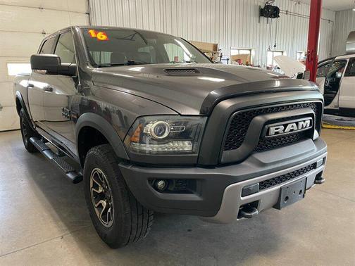 Granite Crystal Metallic Clear Coat 2016 RAM 1500 Rebel
