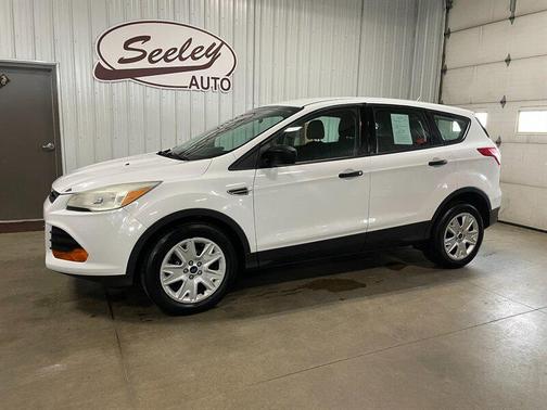 2016 Ford Escape S