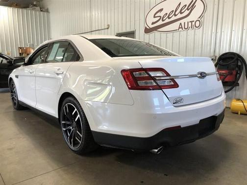 2016 Ford Taurus Limited