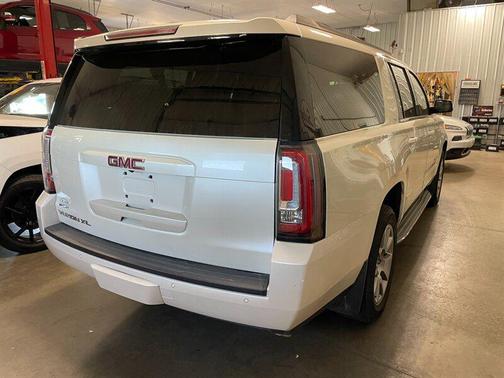White Diamond Tricoat 2015 GMC Yukon SLT