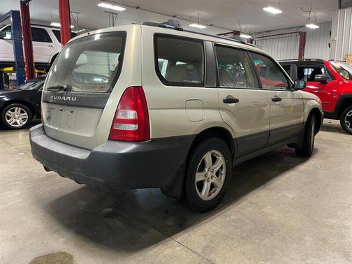 2005 Subaru Forester 2.5 X