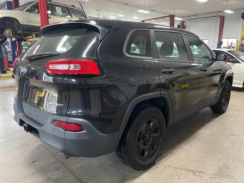 2014 Jeep Cherokee Sport