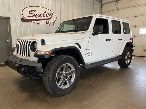 Bright White Clear Coat 2019 Jeep Wrangler Unlimited Sahara