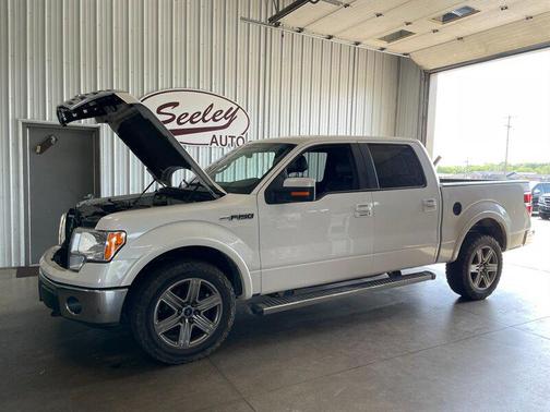 Oxford White 2014 Ford F-150 Lariat