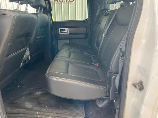 Oxford White 2014 Ford F-150 Lariat
