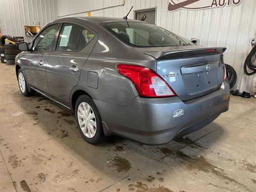 2016 Nissan Versa 1.6 SV