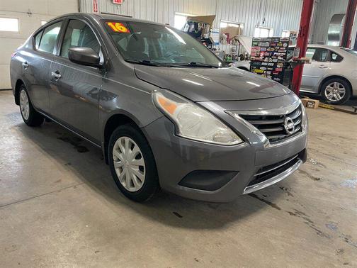 2016 Nissan Versa 1.6 SV