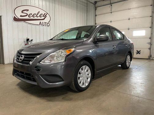 2016 Nissan Versa 1.6 SV