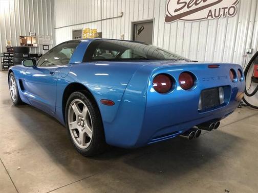 1998 Chevrolet Corvette Base
