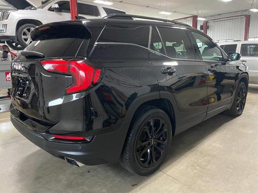 Ebony Twilight Metallic 2019 GMC Terrain SLT