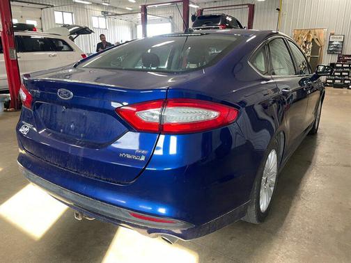 White Platinum Metallic Tri-Coat 2015 Ford Fusion Hybrid SE