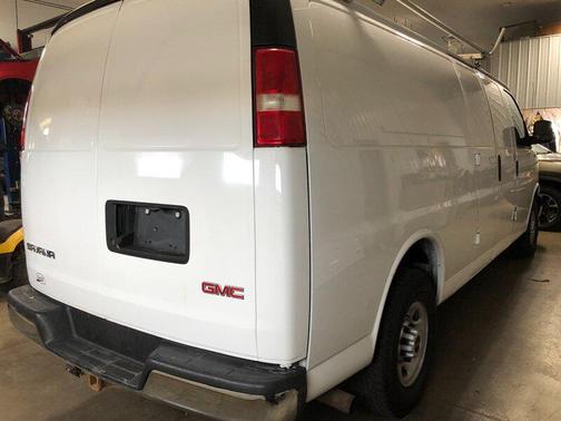 2017 GMC Savana 2500 Work Van