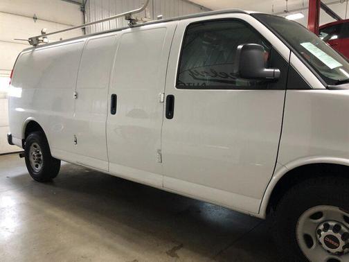 2017 GMC Savana 2500 Work Van