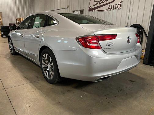 2017 Buick LaCrosse Essence