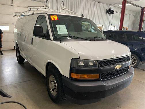 Summit White 2019 Chevrolet Express 2500 Work Van