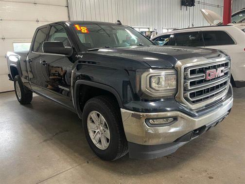 Onyx Black 2018 GMC Sierra 1500 SLE