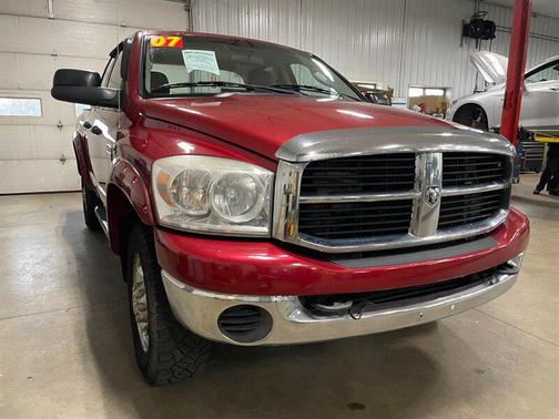 Inferno Red Crystal Pearlcoat 2007 Dodge Ram 2500 SLT/TRX