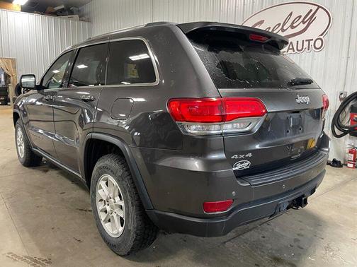 2019 Jeep Grand Cherokee Laredo
