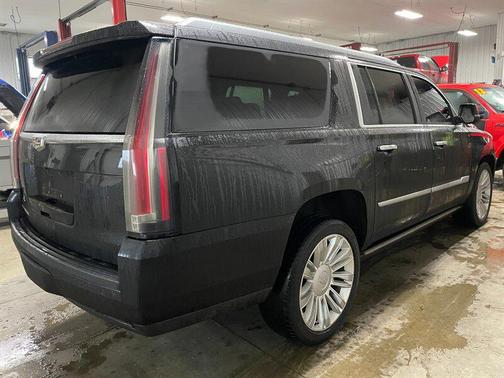 2016 Cadillac Escalade ESV Platinum