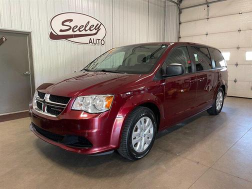 Octane Red Pearlcoat 2017 Dodge Grand Caravan SE