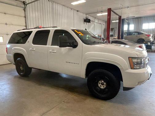 Summit White 2012 Chevrolet Suburban 1500 LT
