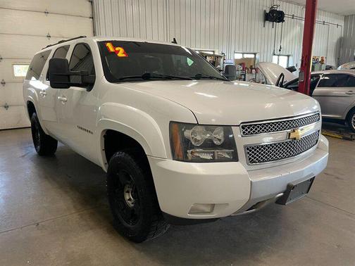 Summit White 2012 Chevrolet Suburban 1500 LT