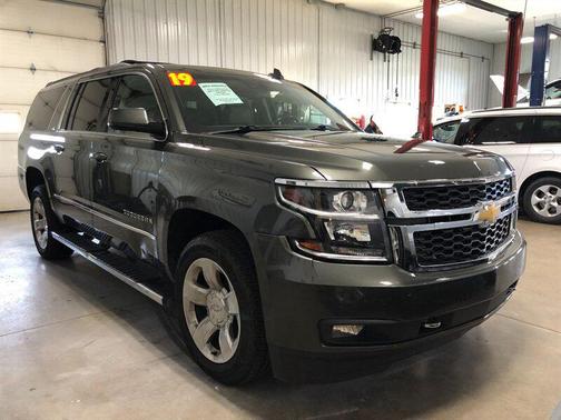 2019 Chevrolet Suburban LT