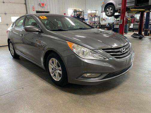 Harbor Gray Metallic 2013 Hyundai SONATA GLS