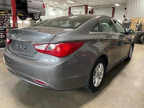 Harbor Gray Metallic 2013 Hyundai SONATA GLS