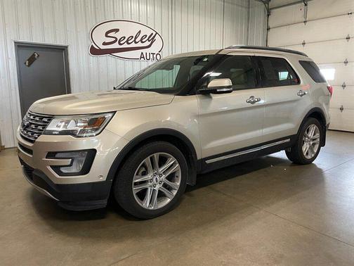 White Platinum Metallic Tri-Coat 2017 Ford Explorer Limited
