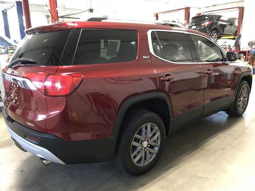 2017 GMC Acadia SLT-1