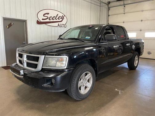 Brilliant Black Crystal Pearlcoat 2011 Dodge Dakota Big Horn/Lone Star