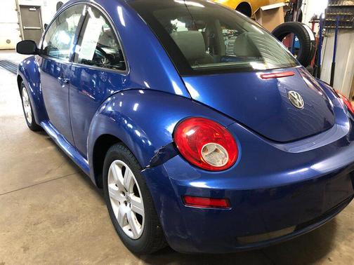2007 Volkswagen New Beetle 2.5