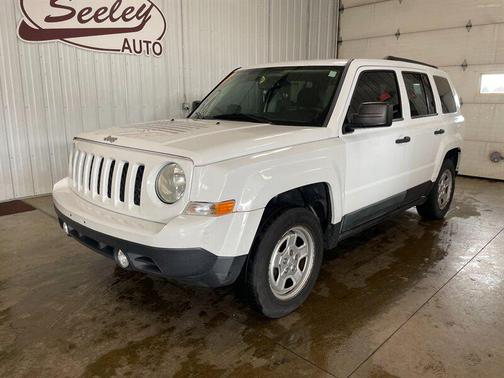 Bright White Clearcoat 2017 Jeep Patriot Sport
