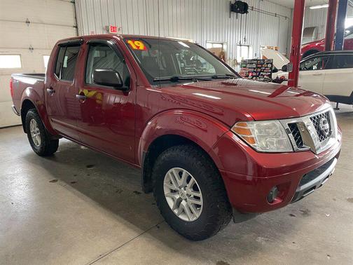 Cayenne Red Metallic 2019 Nissan Frontier SV
