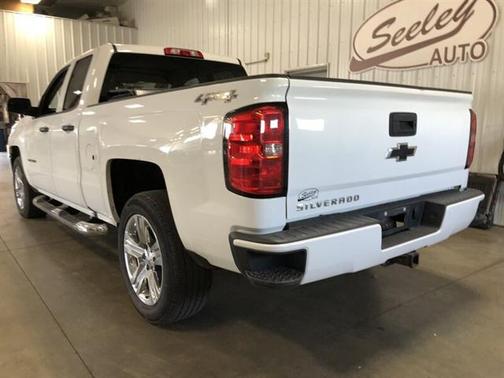 2017 Chevrolet Silverado 1500 Custom