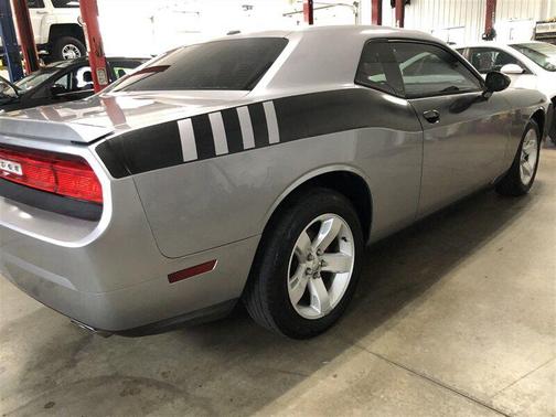 2014 Dodge Challenger SXT