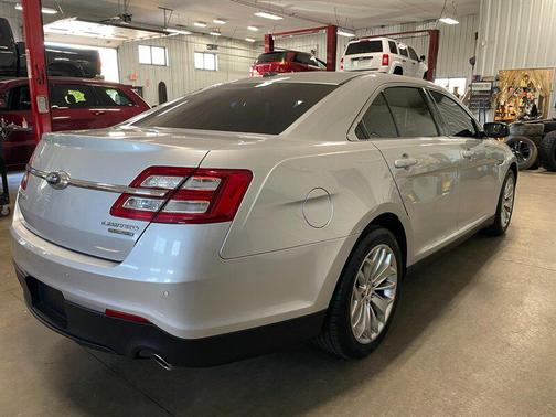 Ingot Silver 2017 Ford Taurus Limited