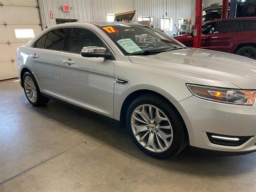 Ingot Silver 2017 Ford Taurus Limited
