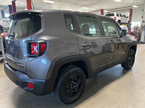 Granite Crystal Metallic Clearcoat 2020 Jeep Renegade Sport