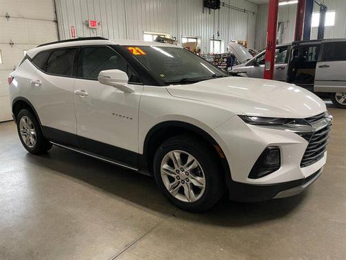Summit White 2021 Chevrolet Blazer 2LT