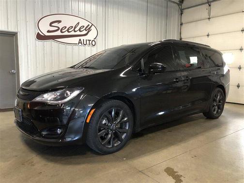 2018 Chrysler Pacifica Touring-L Plus