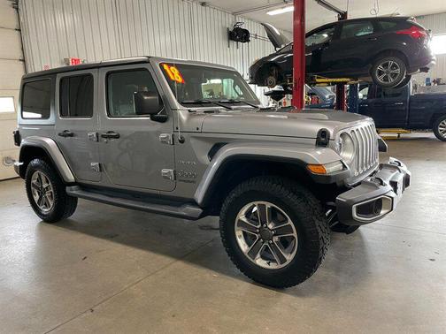 Billet Silver Metallic Clear Coat 2018 Jeep Wrangler Unlimited Sahara