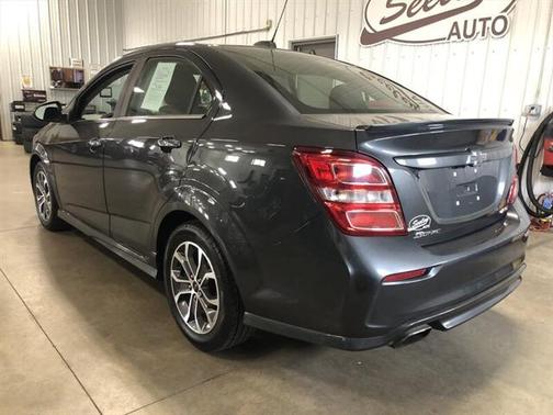 2020 Chevrolet Sonic FWD Sedan LT
