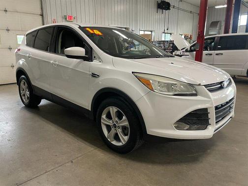 Oxford White 2014 Ford Escape SE