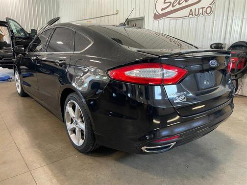 Shadow Black 2016 Ford Fusion SE