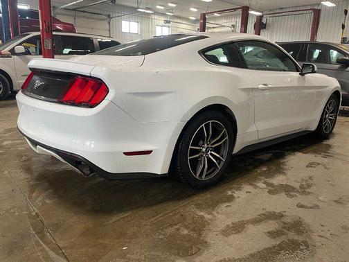 2017 Ford Mustang EcoBoost Premium