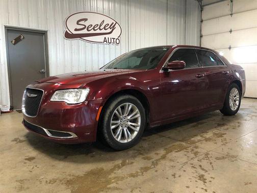 2017 Chrysler 300 Limited