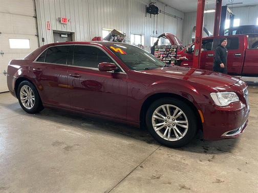 2017 Chrysler 300 Limited