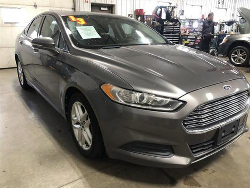 2013 Ford Fusion SE